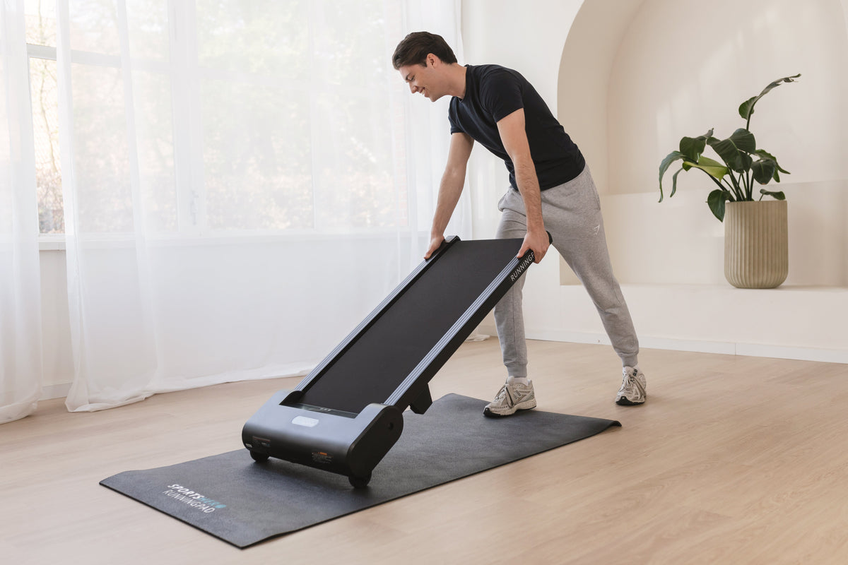 Un tapis de course compact que vous pouvez ranger presque partout